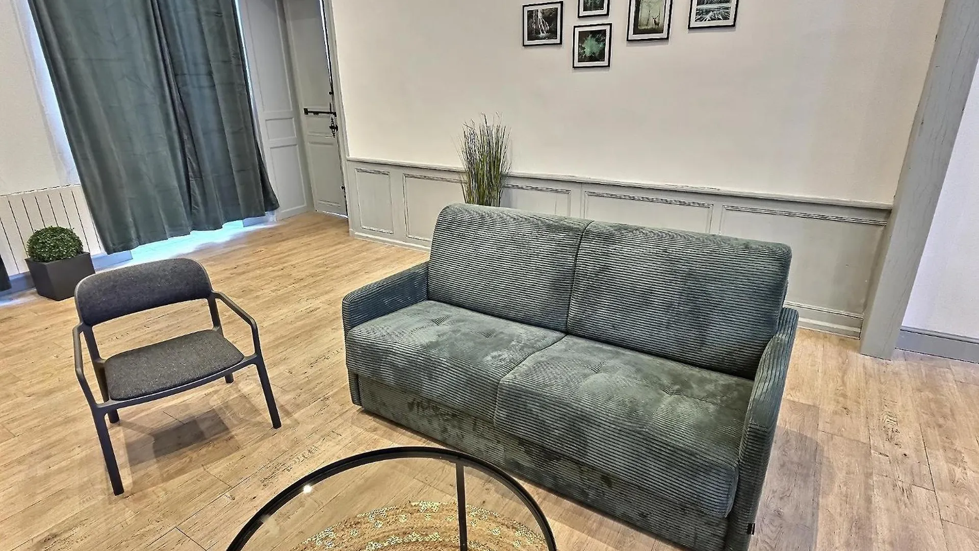 Lumineux T2, Spacieux, Hypercentre, Neuf, Wifi Bagneres-de-Bigorre Apartment